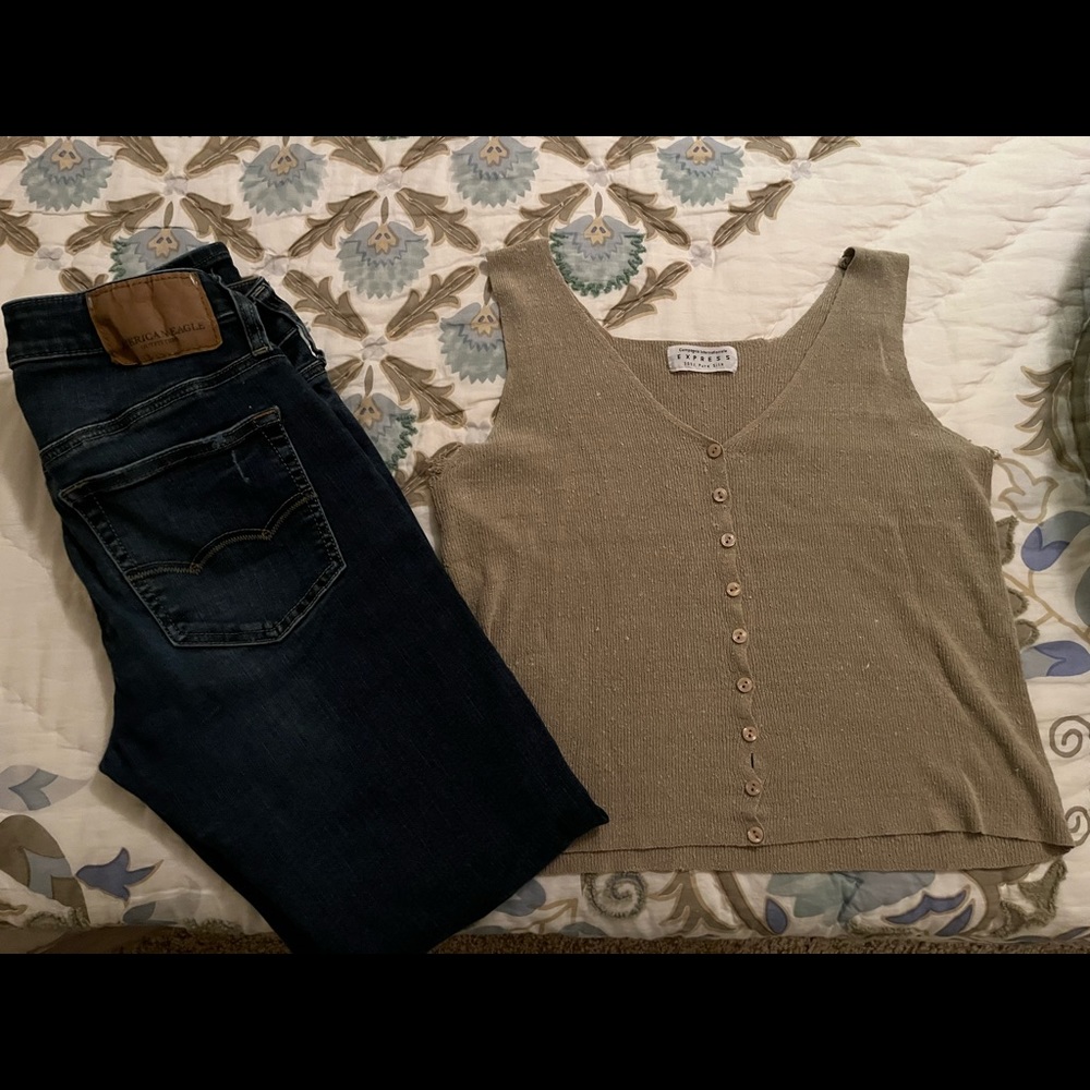 AE Skinny Jeans & Express Tank Outfit